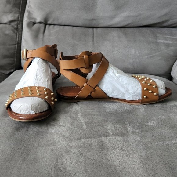 Aldo Women Studded Leather Flat Sandals - Picture 5 of 10